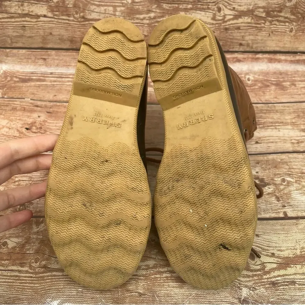 Sperry duck boots size 4M